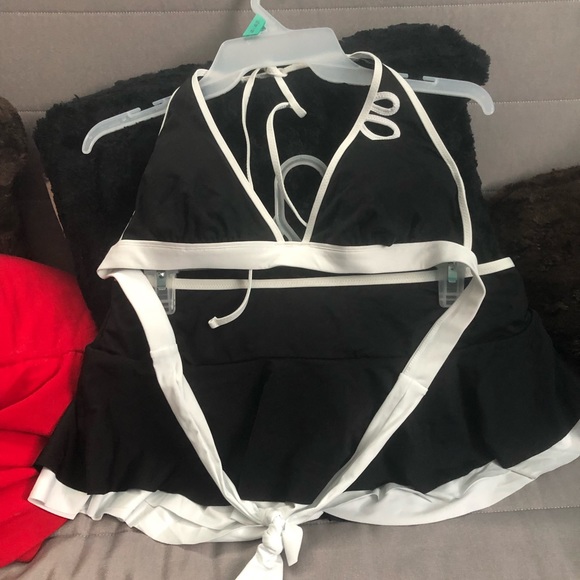 Kenneth Cole Reaction Other - Kenneth Cole Reaction 2 piece swimsuit Kenneth Cole Reaction Other - Kenneth Cole Reaction 2 piece swimsuit